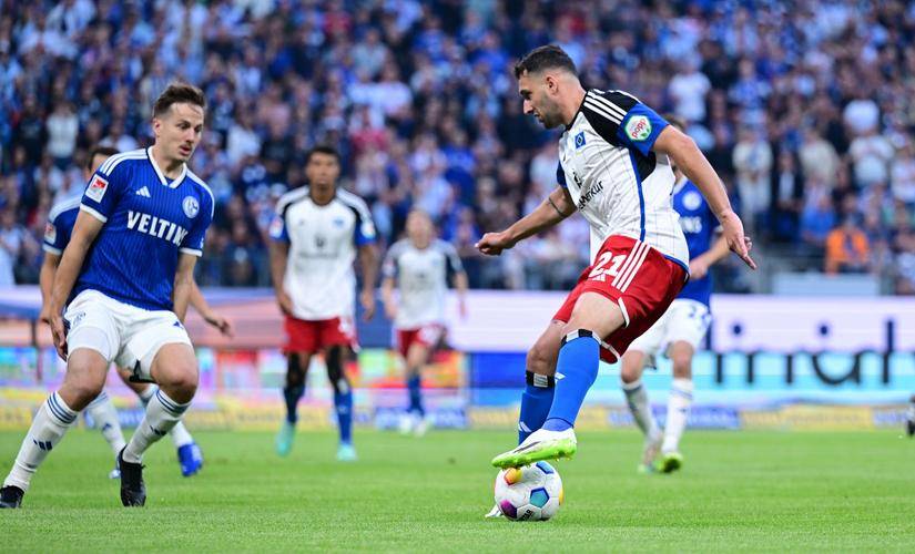 包含逆转胜利:沙尔克主场奋力逆转沃尔夫斯堡反超的词条 包含逆转胜利:沙尔克主场奋力逆转沃尔夫斯堡反超的词条