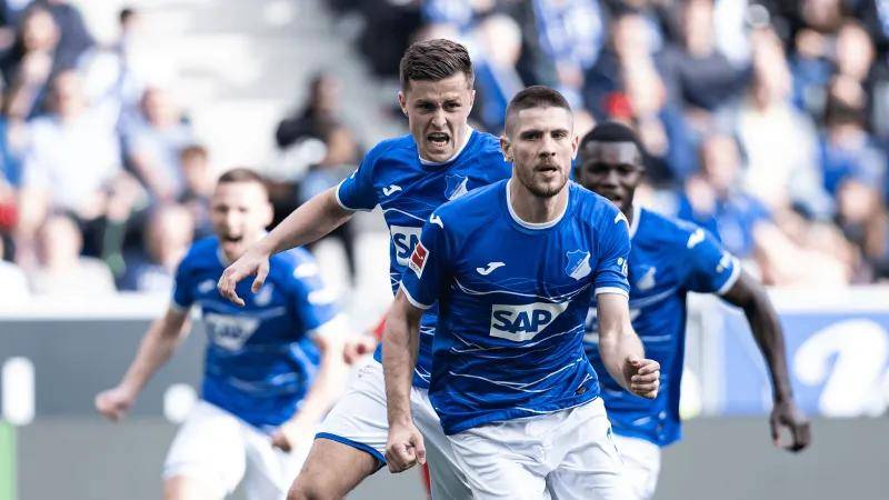 霍芬海姆队在联赛中展现出强大的实力 霍芬海姆队在联赛中展现出强大的实力