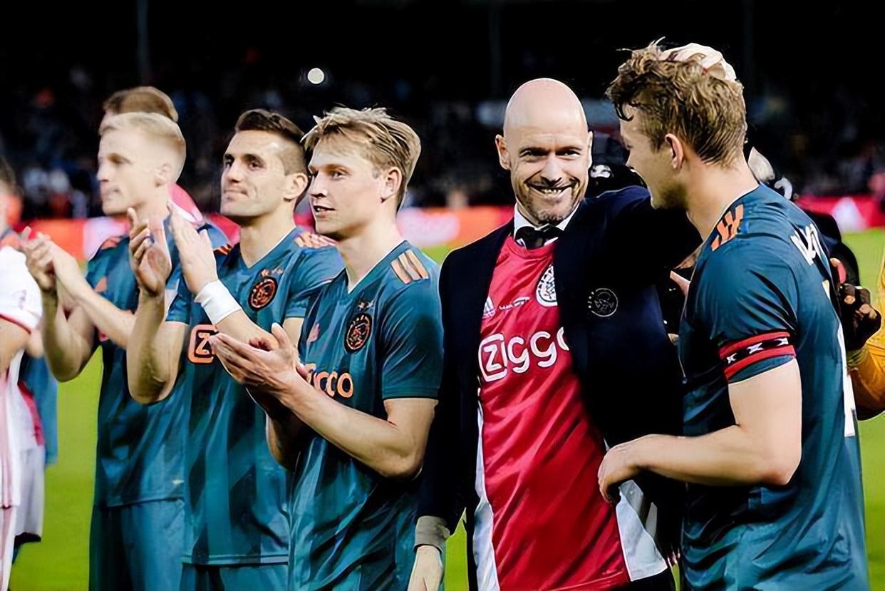 阿贾克斯逆袭晋级,欧冠惊艳表现! 阿贾克斯逆袭晋级,欧冠惊艳表现!