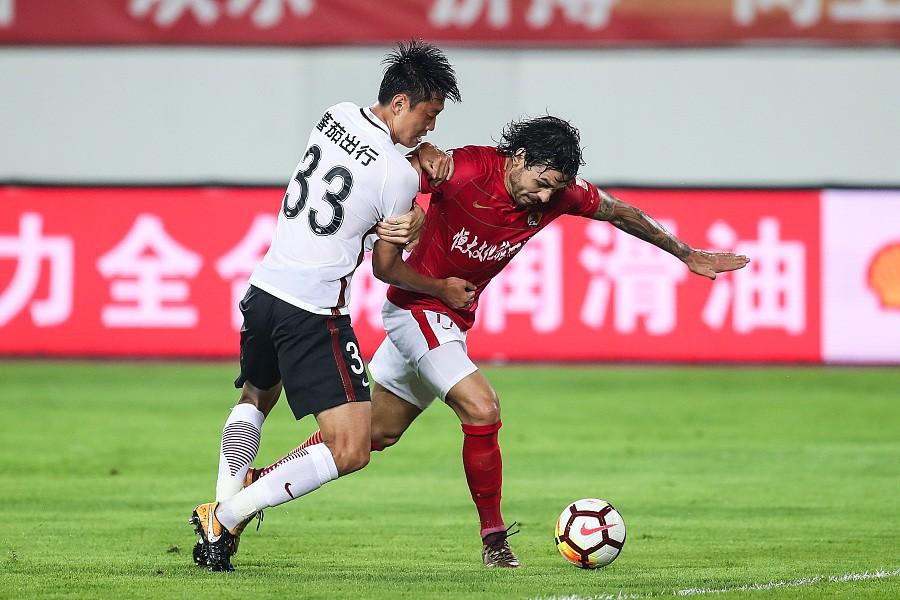 包含河北华夏队长赛后痛批裁判，中超调查展开的词条