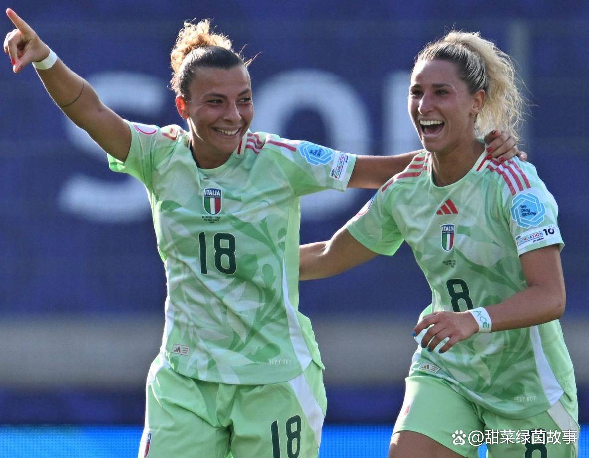 荷兰队惊险淘汰意大利女足成功