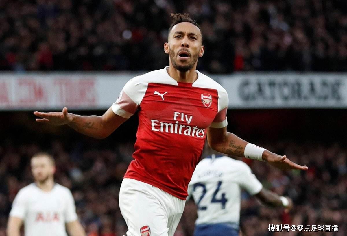 包含阿克宁顿主场战平，保持不败纪录的词条