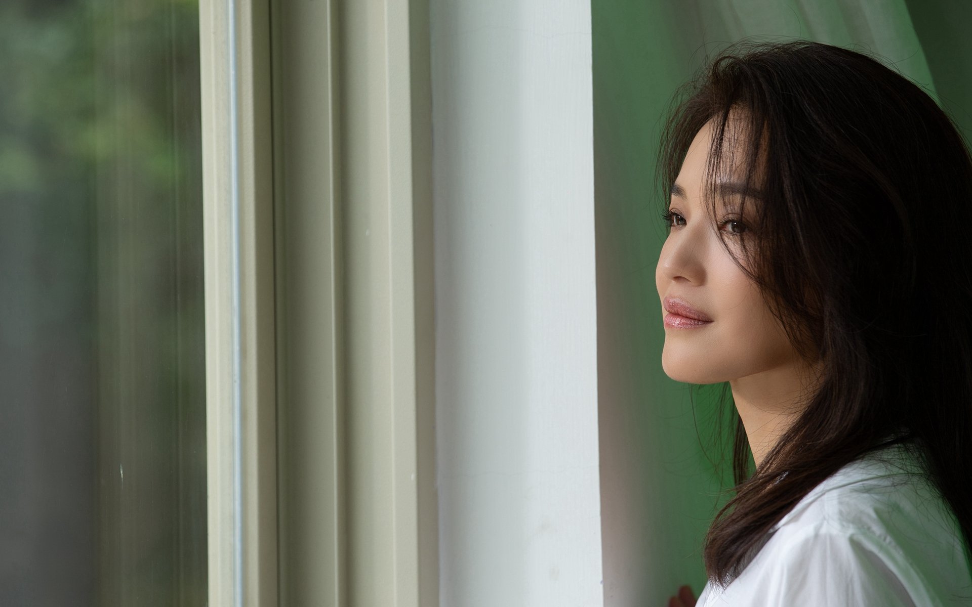 体育交汇，F1年度争冠焦点战白热化，曼城强势晋级欧冠，冰岛足球精神再引瞩目