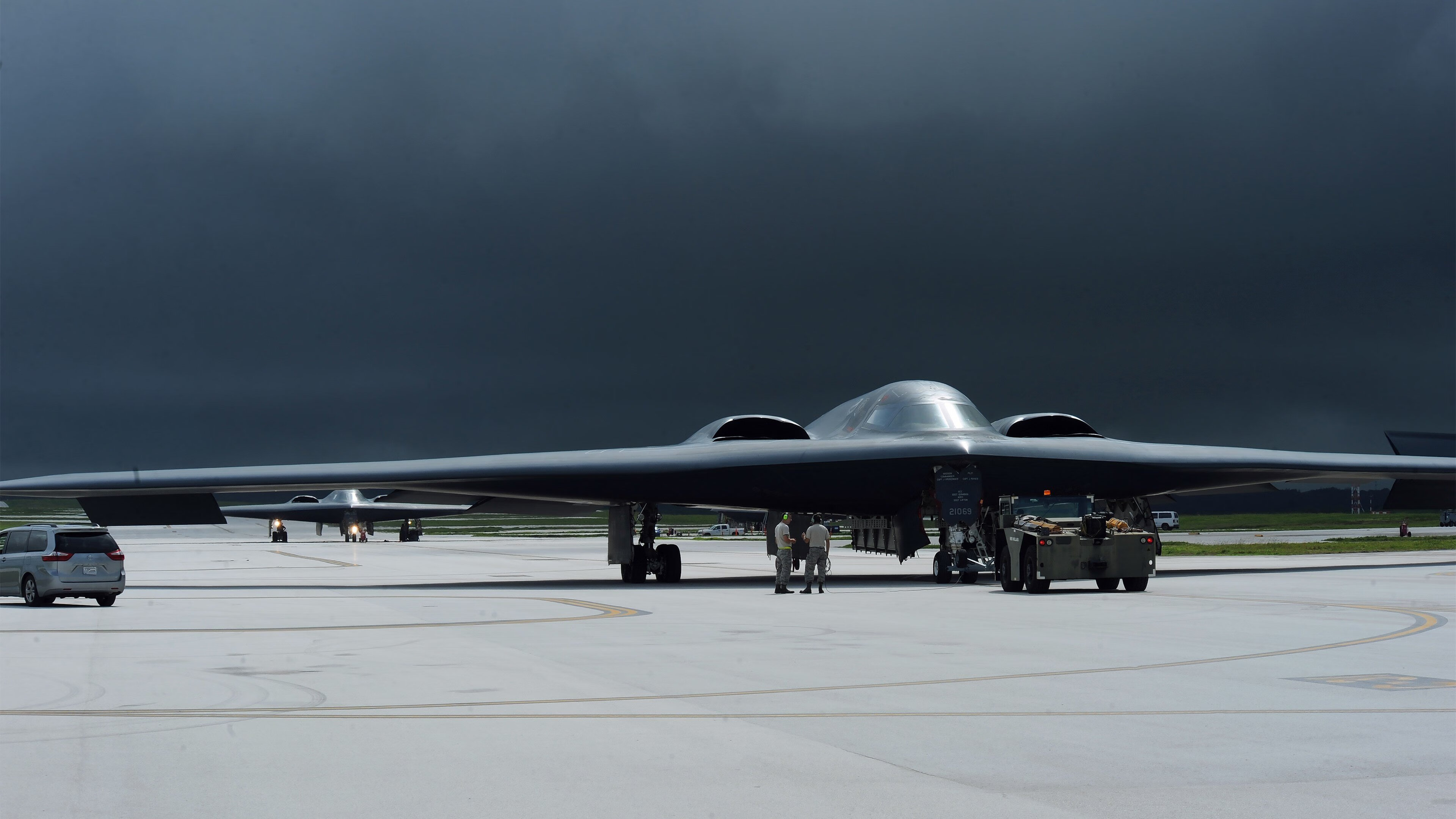 哈登狂砍50分助公牛险胜山西队，表演赛点燃篮球热潮