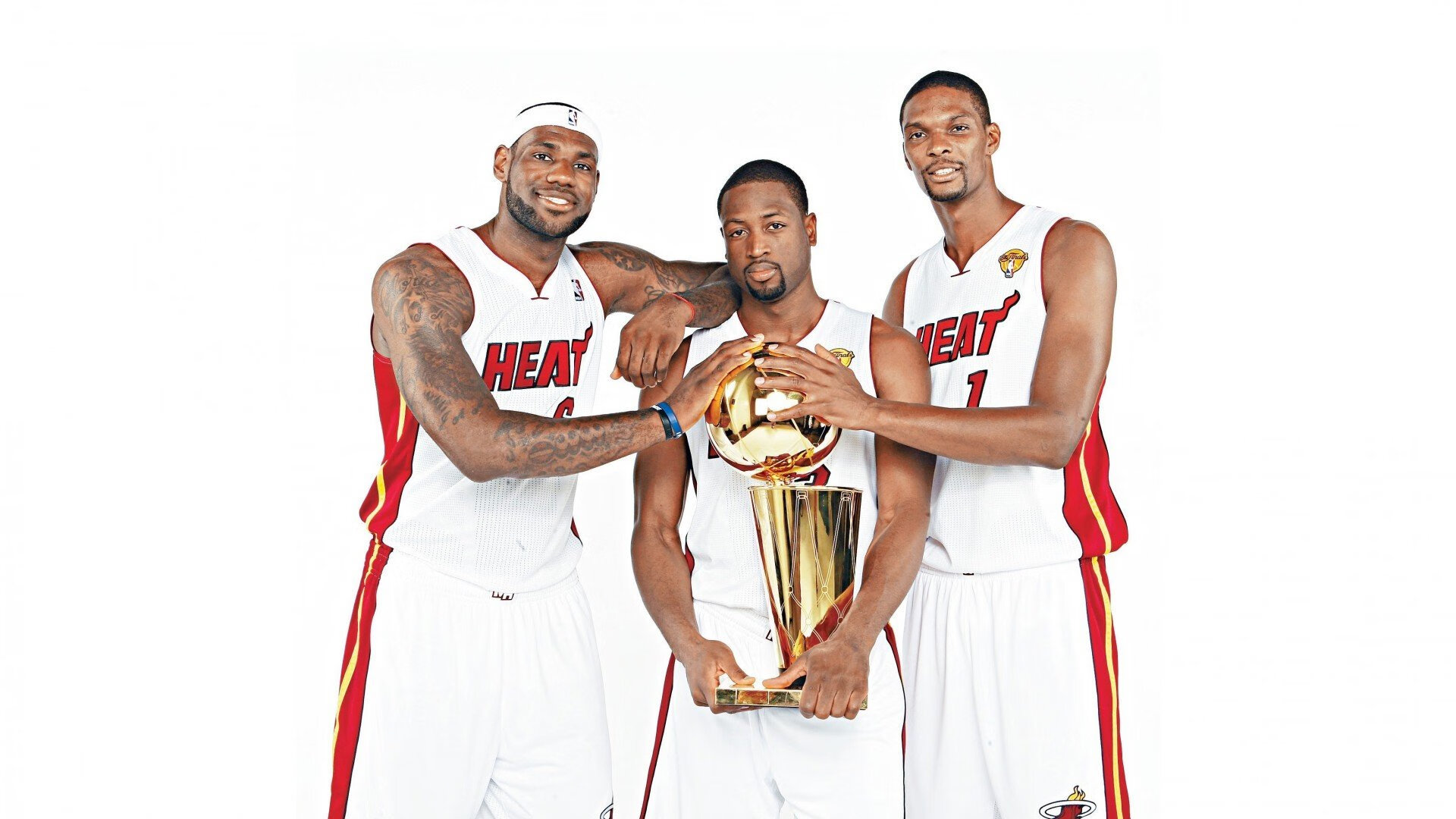 爱德华兹数据全面爆炸，骑士正面击溃尼克斯—NBA赛场双星闪耀引爆狂热夜